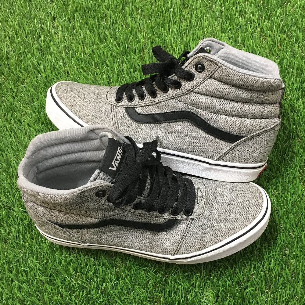 Vans Ward Hi Men’s size 8.5